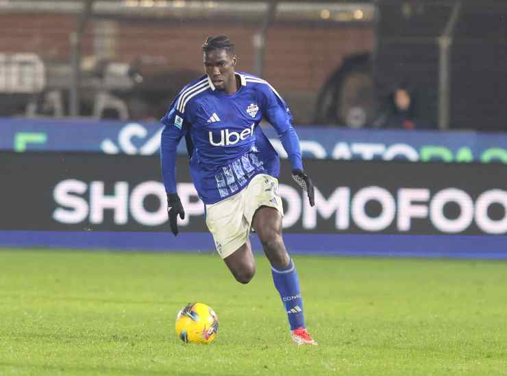 L'attaccante del Como Assane Diao