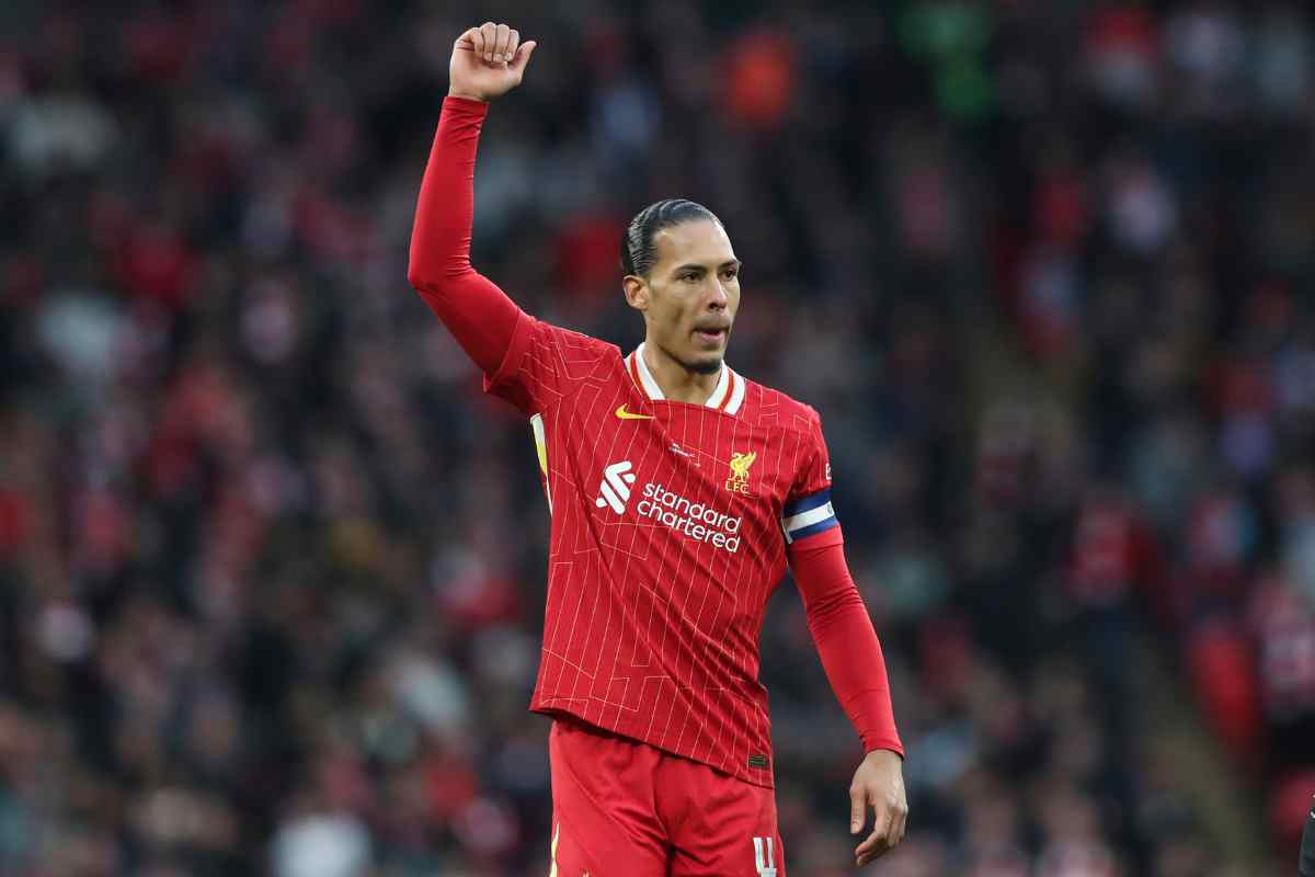 Virgil Van Dijk con la maglia del Liverpool