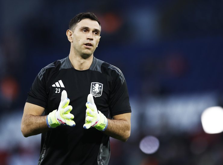 Emiliano Martinez in primo piano