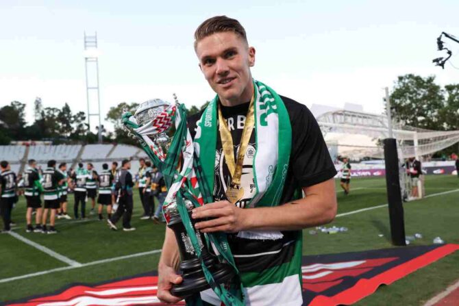 Gyokeres con il trofeo