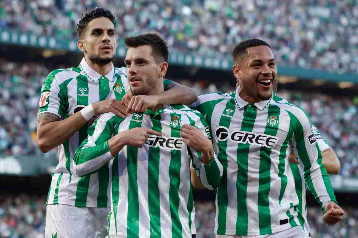 Lo Celso con la maglia del Betis