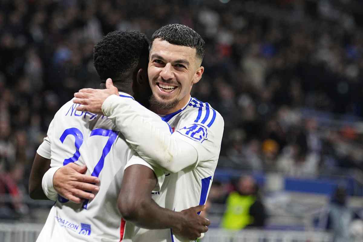 Mikautadze esulta dopo una rete