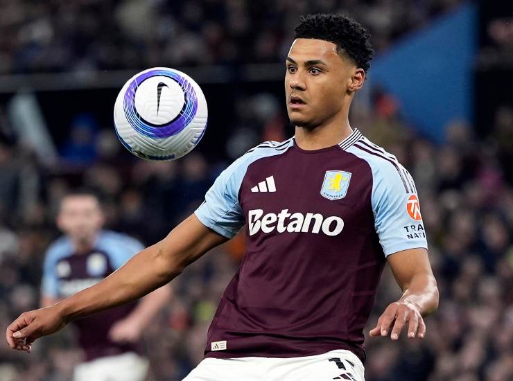 Watkins con la palla