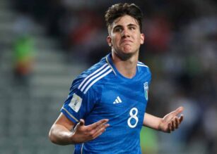 Casadei esulta dopo una rete