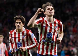 Gallagher esulta dopo una rete