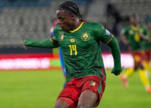 Karl Etta Eyong in azione