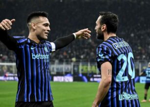Lautaro Martinez e Calhanoglu