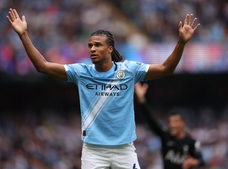 Ake durante una partita