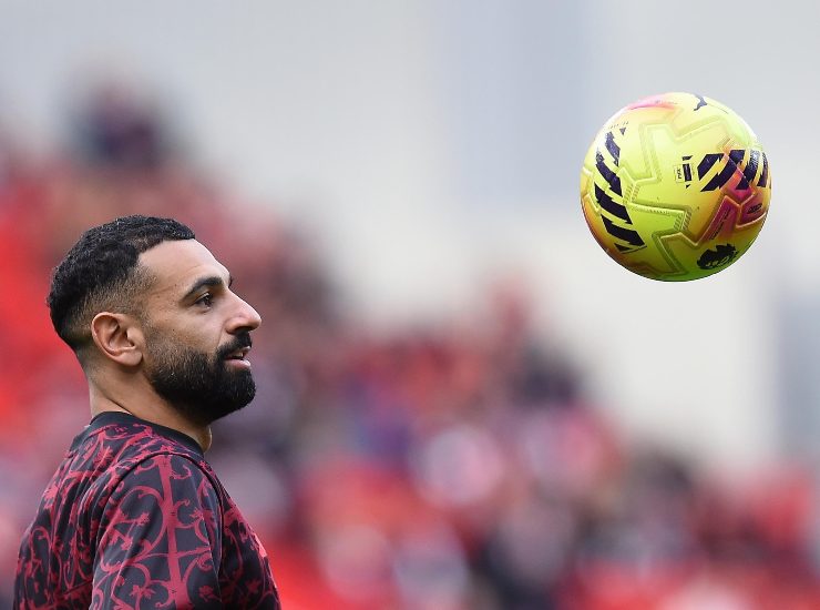 Salah guarda la palla