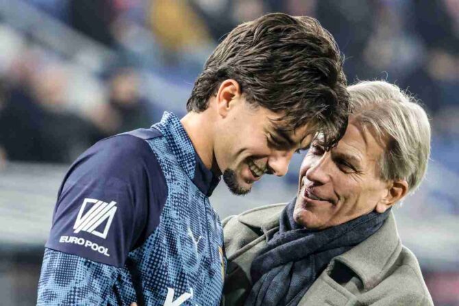 Corvi insieme al presidente del Parma