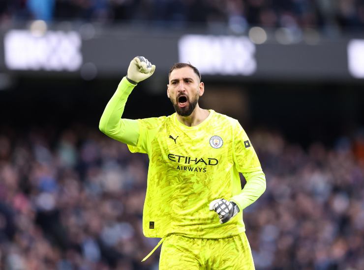 Donnarumma esulta dopo una rete