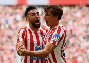 Gonzalez esulta con Le Normand