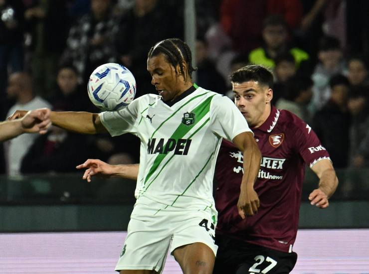 Lauriente controlla la palla