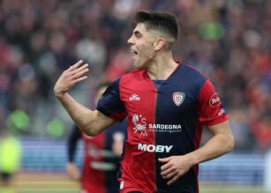 Obert esulta dopo una rete