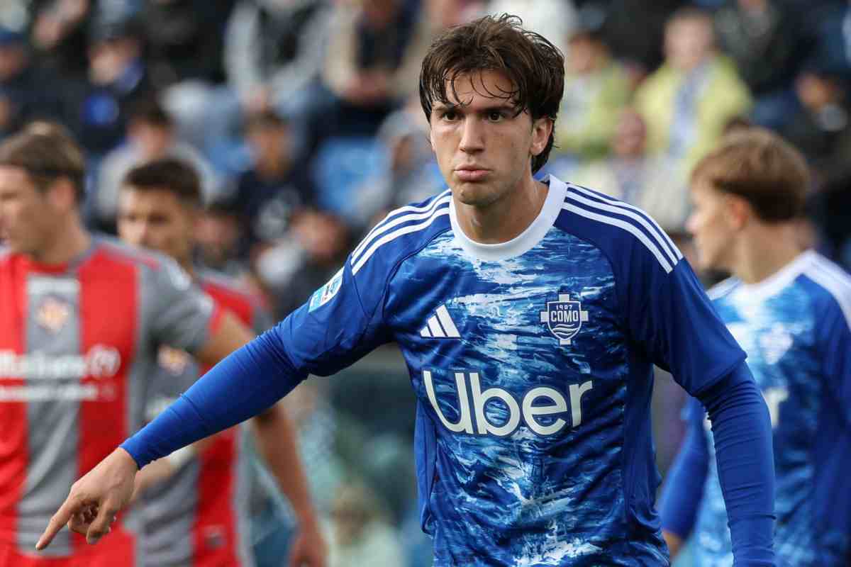 Perrone in primo piano