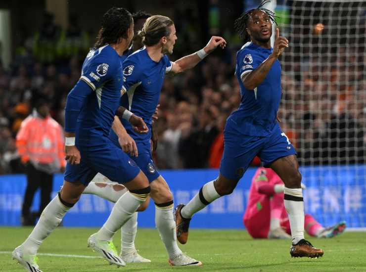 Sterling esulta dopo una rete