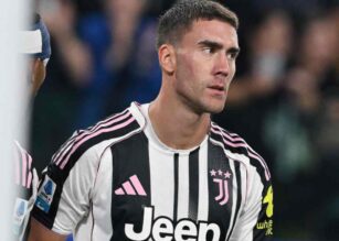 Vlahovic in primo piano