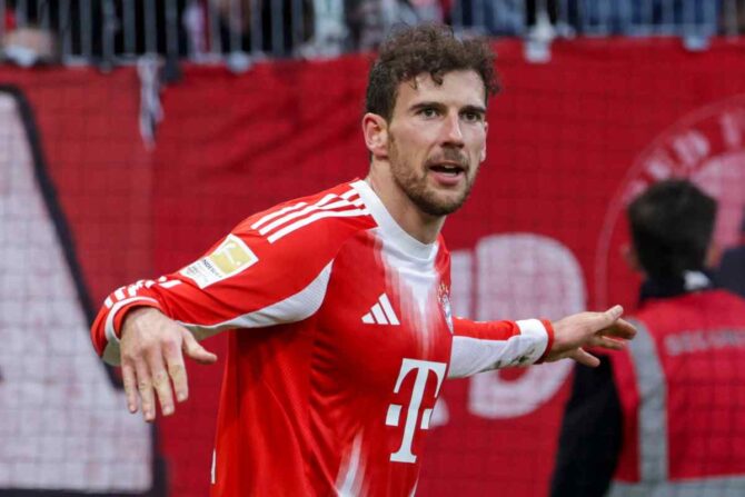 Goretzka esulta dopo una rete