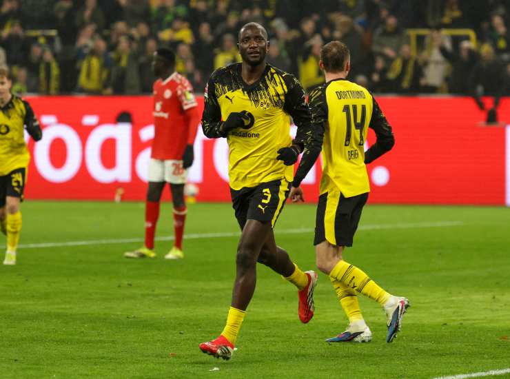 Guirassy esulta dopo una rete