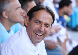 Inzaghi sorridente in primo piano