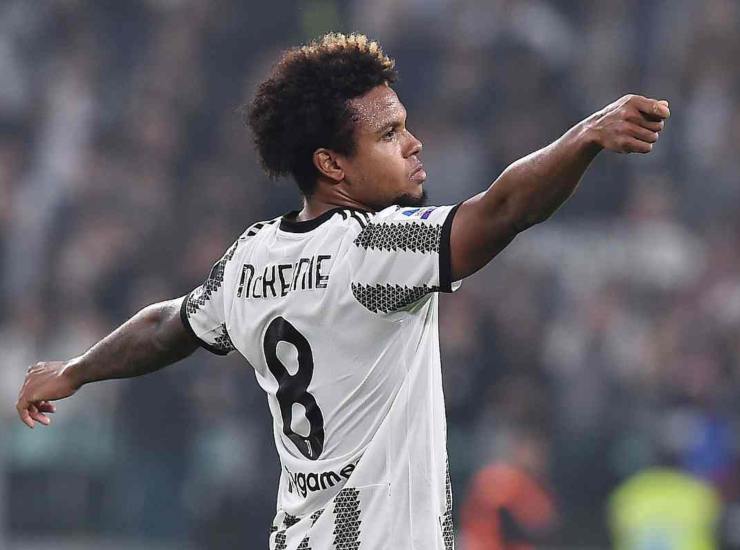 McKennie esulta dopo una rete