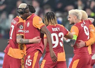 Osimhen dopo la rete alla Juve