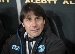 Conte in primo piano