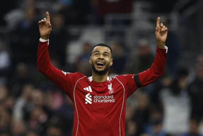 Gakpo esulta dopo una rete