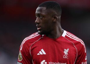 Konate in primo piano