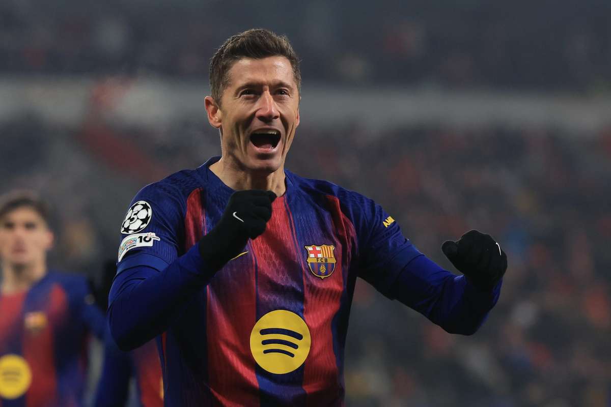 Lewandowski esulta dopo una rete