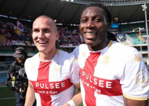 Ostigard insieme ad un compagno