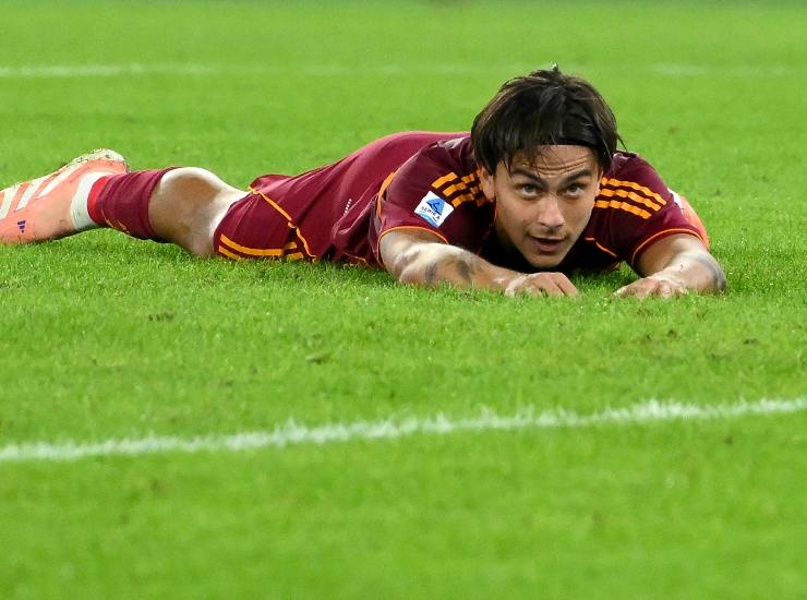 Dybala disteso sul campo