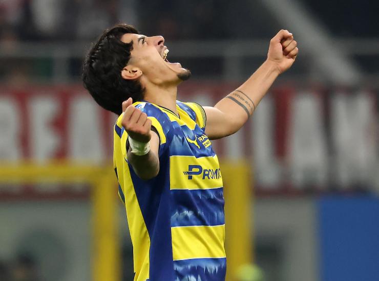 Corvi esulta dopo una rete