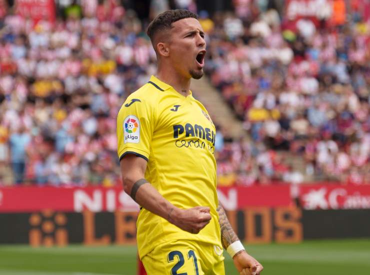 Pino esulta dopo una rete