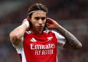 Calafiori in primo piano