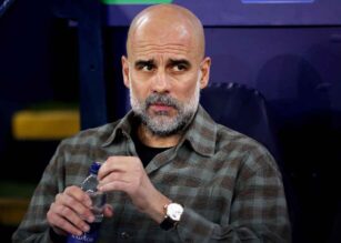 Guardiola in primo piano