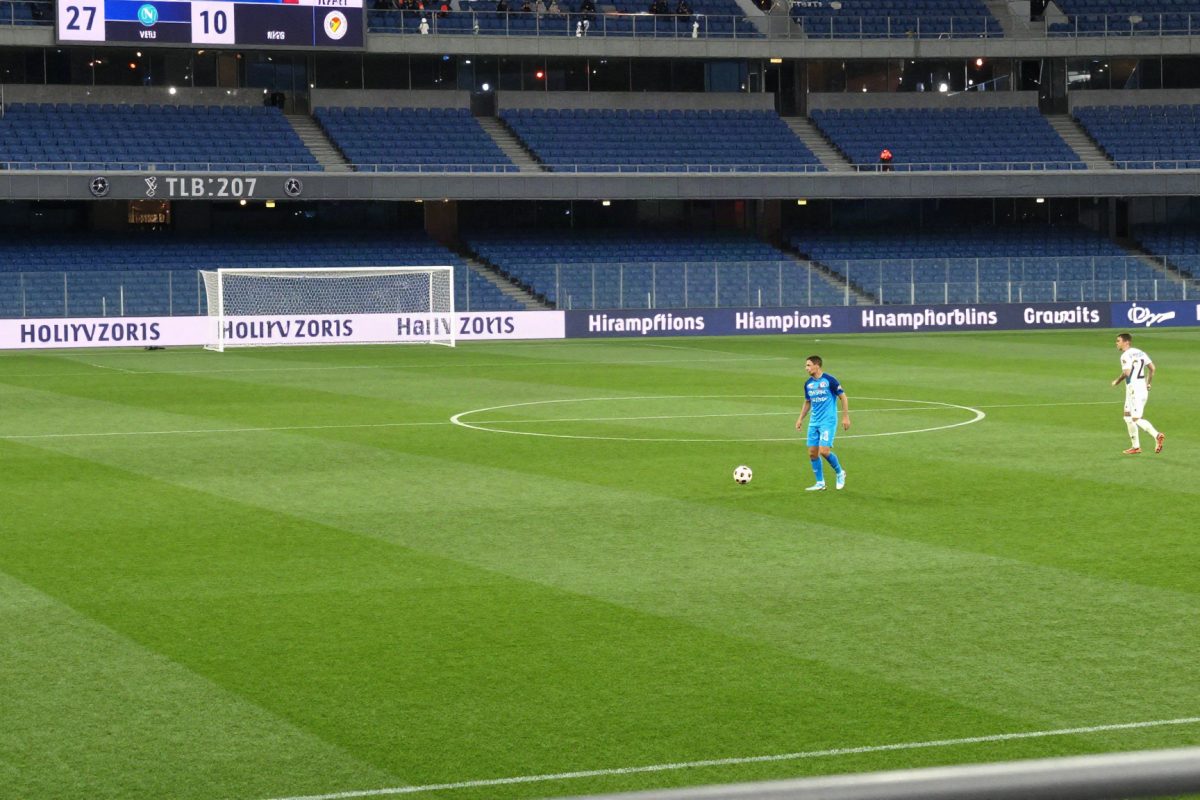 Napoli: la corsa ai playoff di Champions League