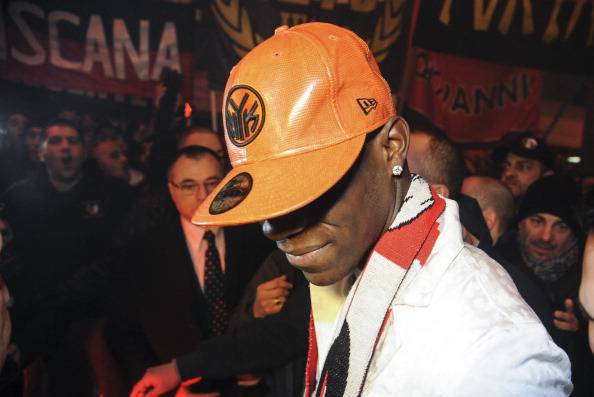 FBL-ITA-ENG-PR-MILAN-MANCITY-BALOTELLI-ARRIVAL