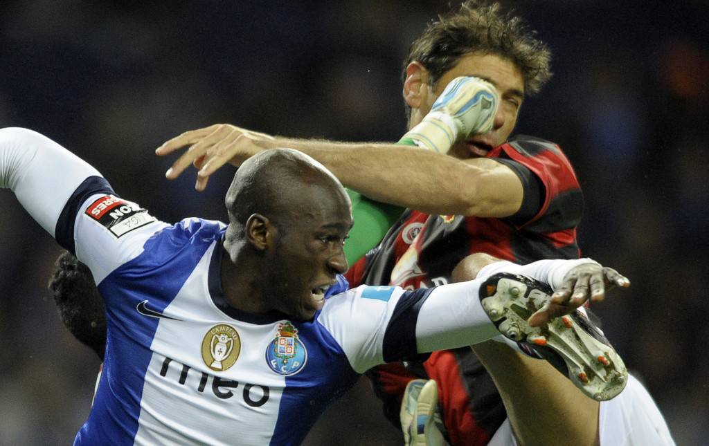 FBL-POR-LIGA-PORTO-OLHANENSE