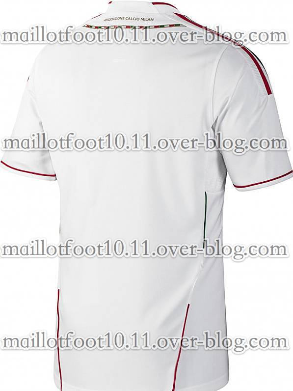 Nuova maglia Milan 2012 trasferta 02