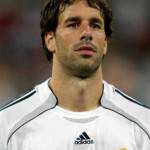 Soccer - UEFA Champions League - Group E - Real Madrid v Steaua Bucuresti - Santiago Bernabeu