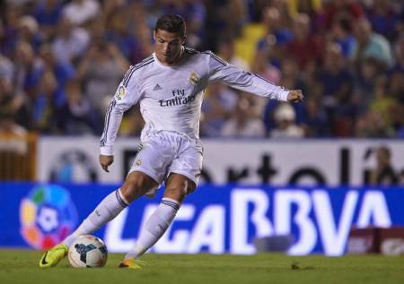 Levante UD v Real Madrid CF - La Liga