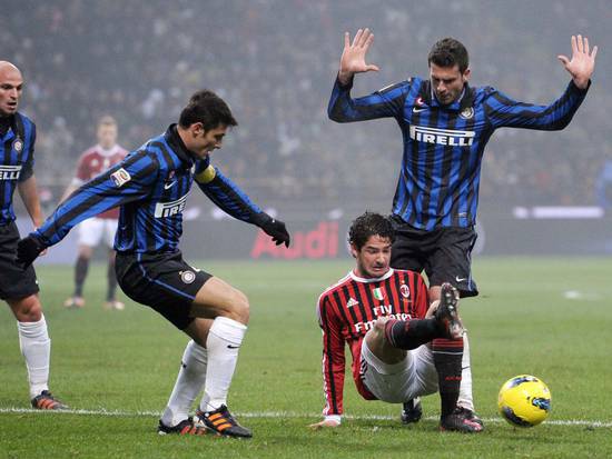 large_120115_215825_bas150112spo_0818-200800