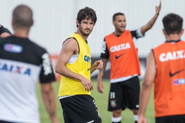 FBL-BRAZIL-CORINTHIANS-PATO